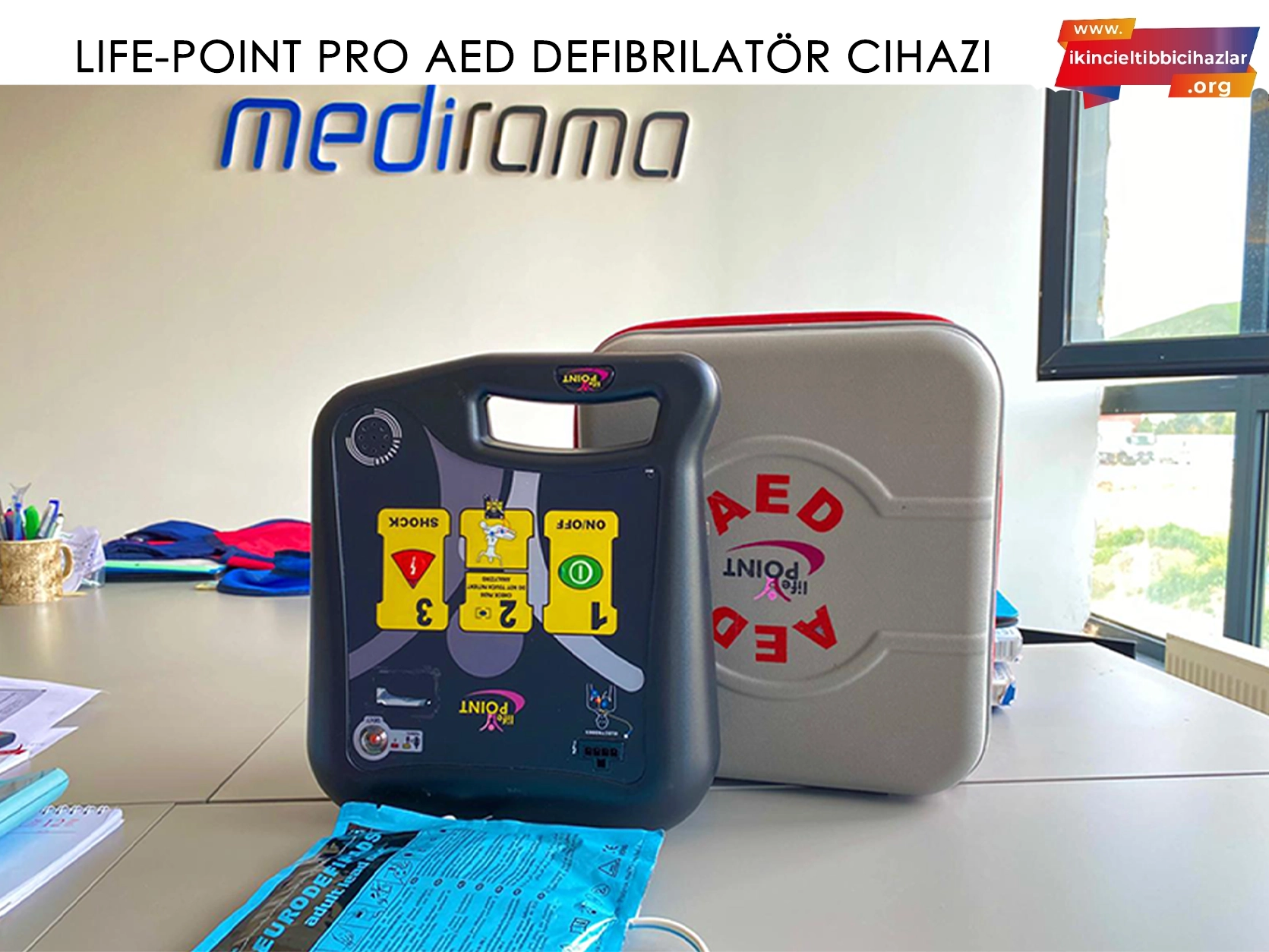                 2.El AED Defibrilatör Cihazı