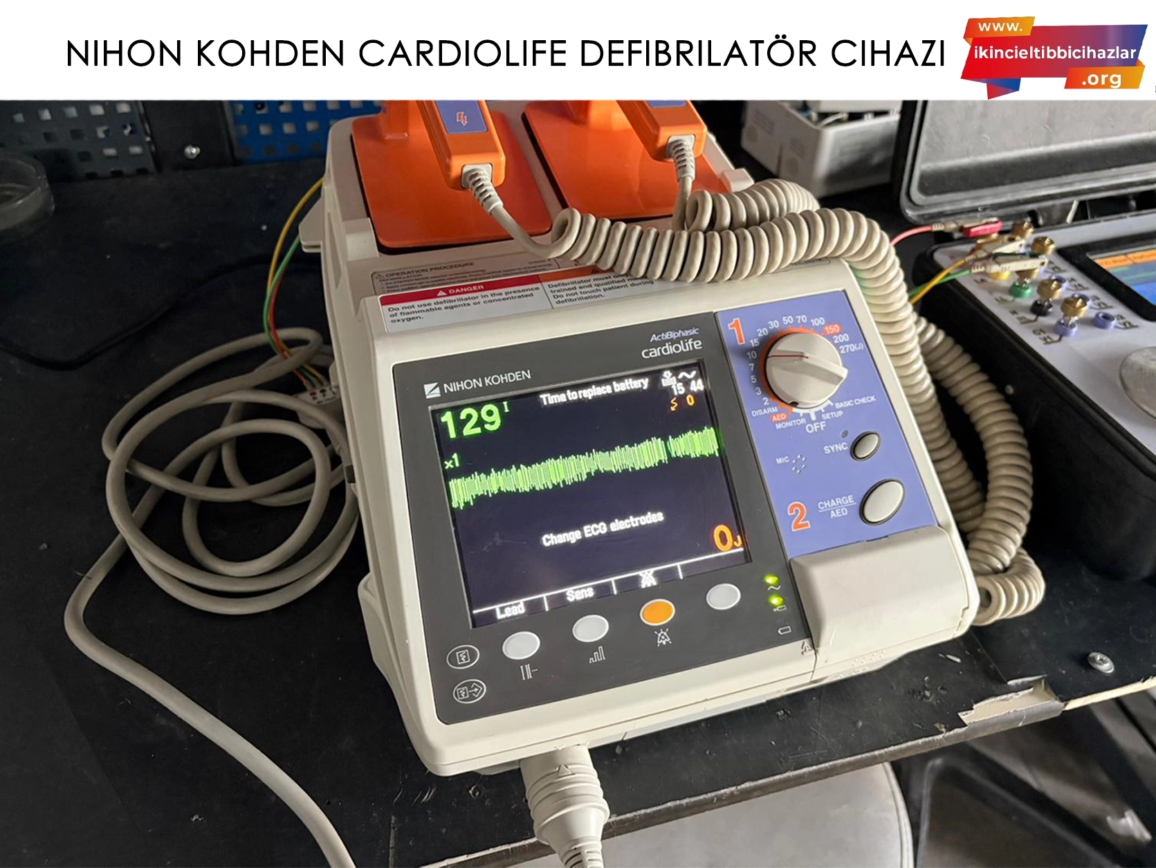 İkinci El Nihon Kohden Defibrilatör Cihazı 